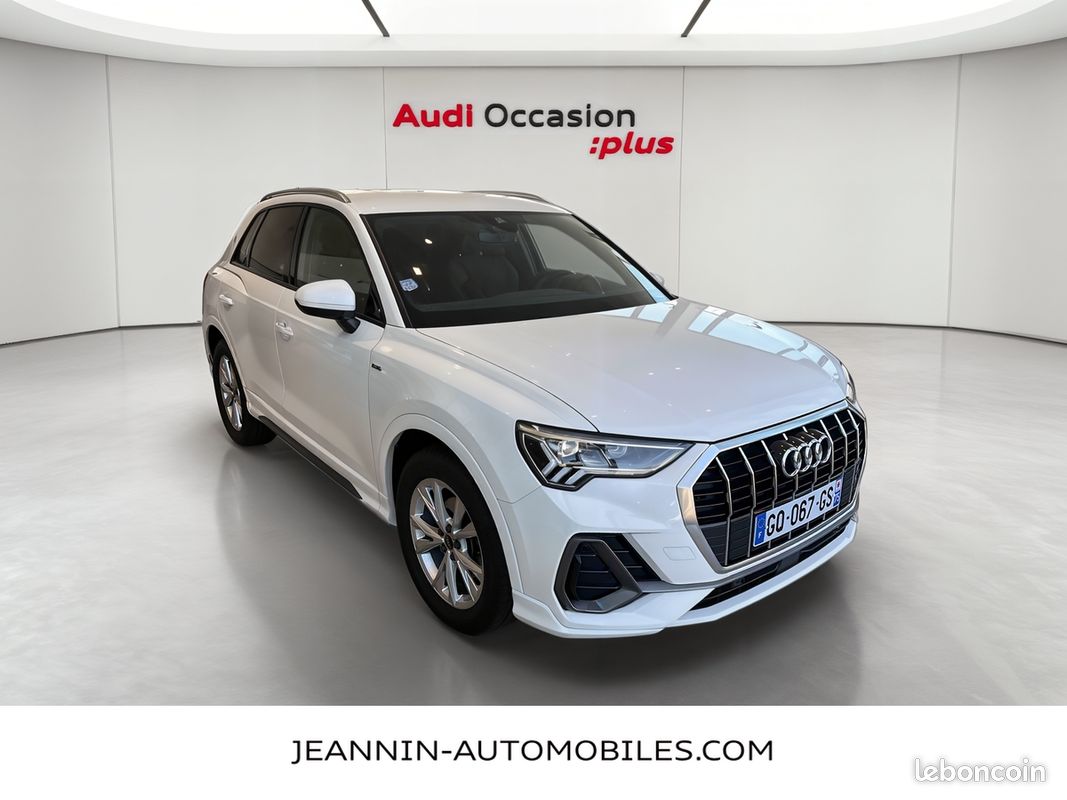 AUDI Q3 35 TFSI 150 ch S tronic 7 S line (image 7)