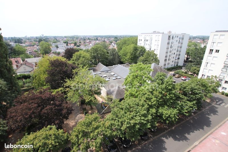 Appartement 5 pièces 94 m² · à Orléans · 94 m² · 85 000 €