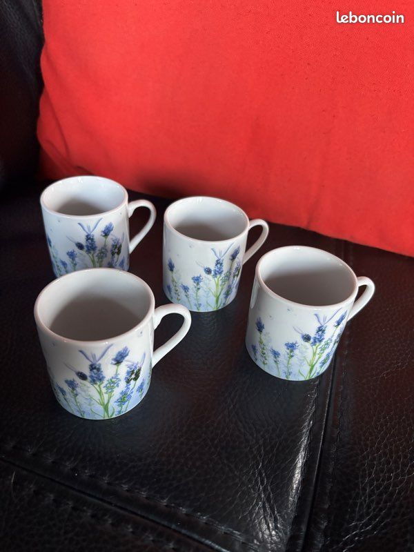 4 tasses à café - Arts de la table
