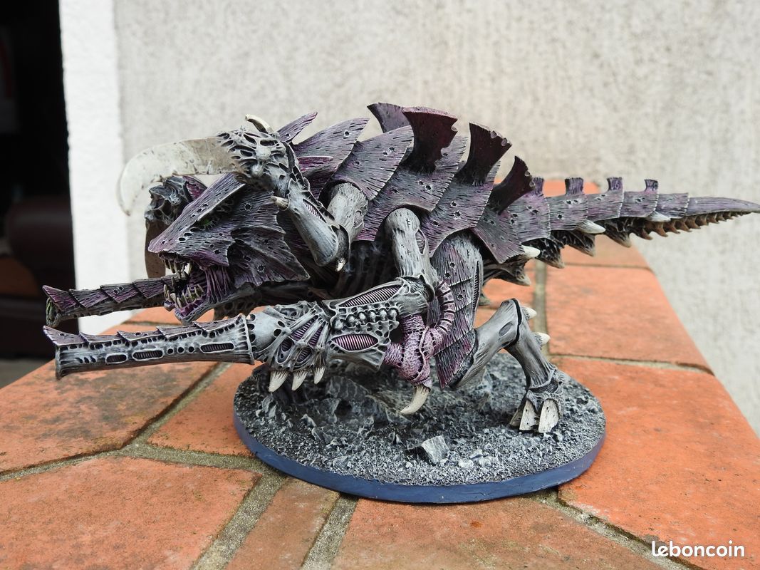 Figurine peinte de Hierodule barbelé tyranide Forgeworld en résine pour Warhammer 40000 (image 1)
