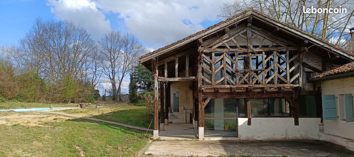 Maison 8 pièces 250 m² · à Pouillon · 250 m² · 410 000 €