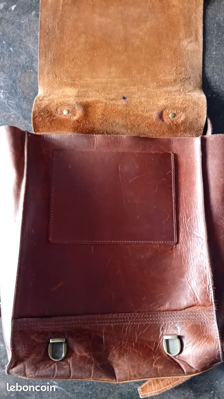 Sac Messager Doc Martens Vintage En Cuir Marron – édition Rare, Idéal Pour Ordinateur, Style Rétro Et Robuste
