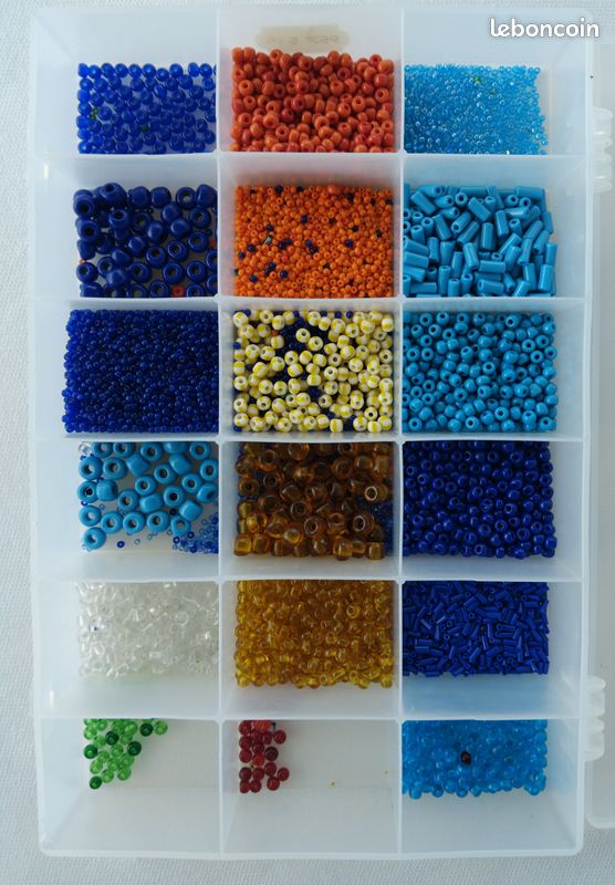 Perles et boîte de rangement (image 1)