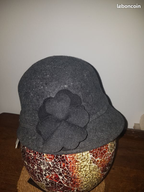 Chapeau élégant (image 1)