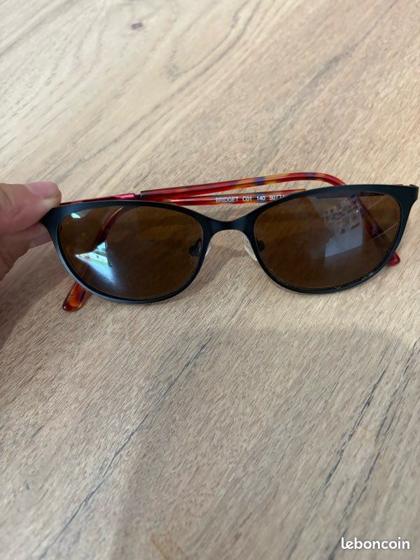 Lunette temps des cerises Accessoires Bagagerie