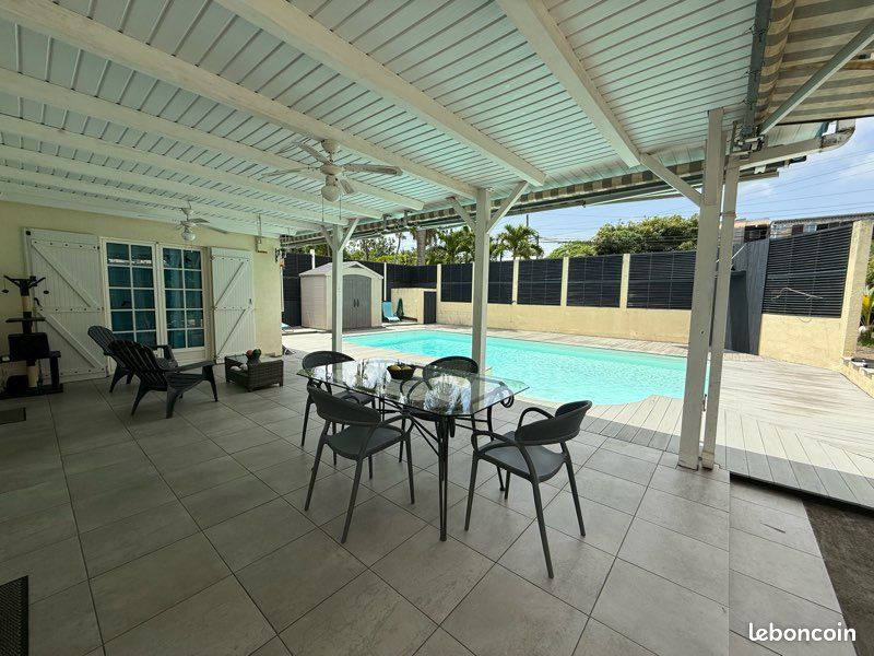 Maison 4 pièces 112 m² · à Baie-Mahault · 112 m² · 450 000 €