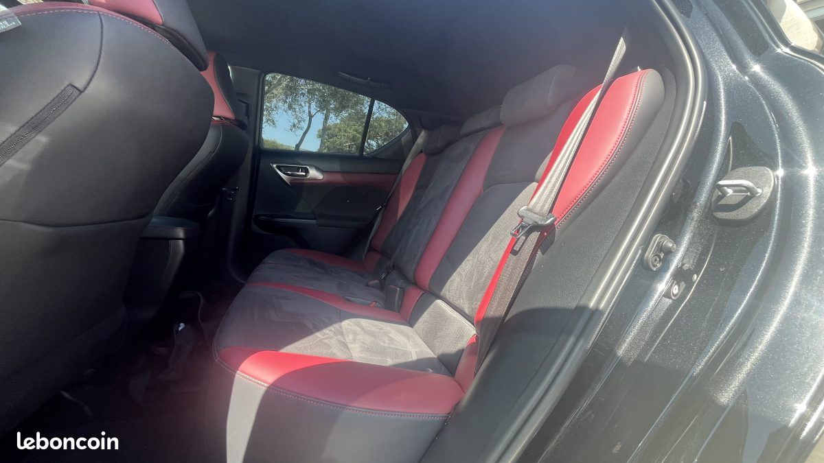 LEXUS CT200H RARE SPORT EDITION suivi Lexus Complet 1,8 L 136 CV 2020 (image 20)