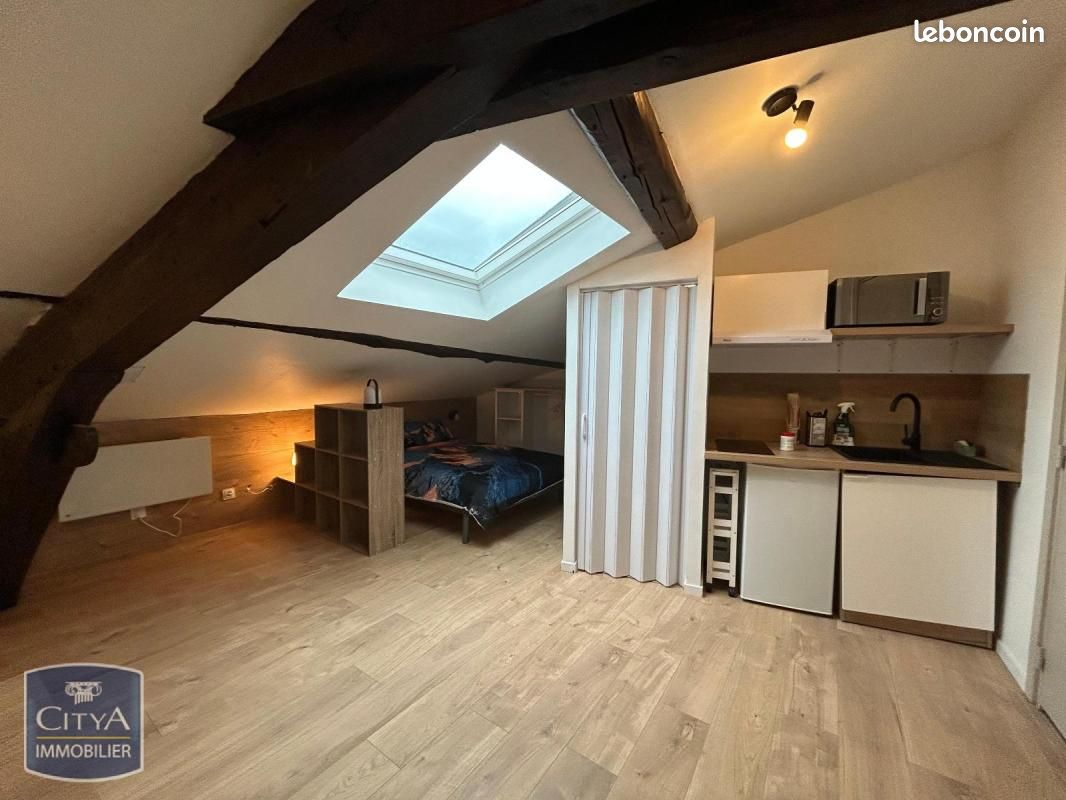Appartement 1 pièce 14 m² · à Roanne · 14 m² · 460 €