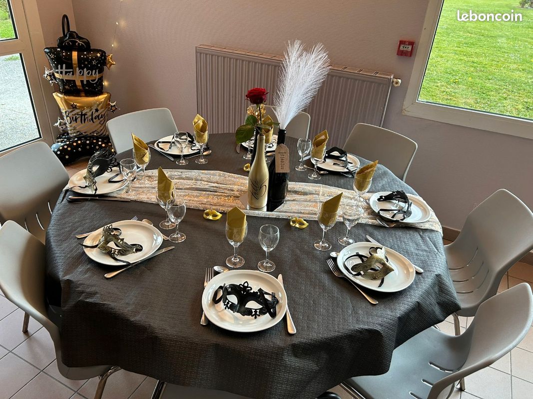 Artoid Mode Chemin De Table Étoilé Noir Et Or - 70x300cm