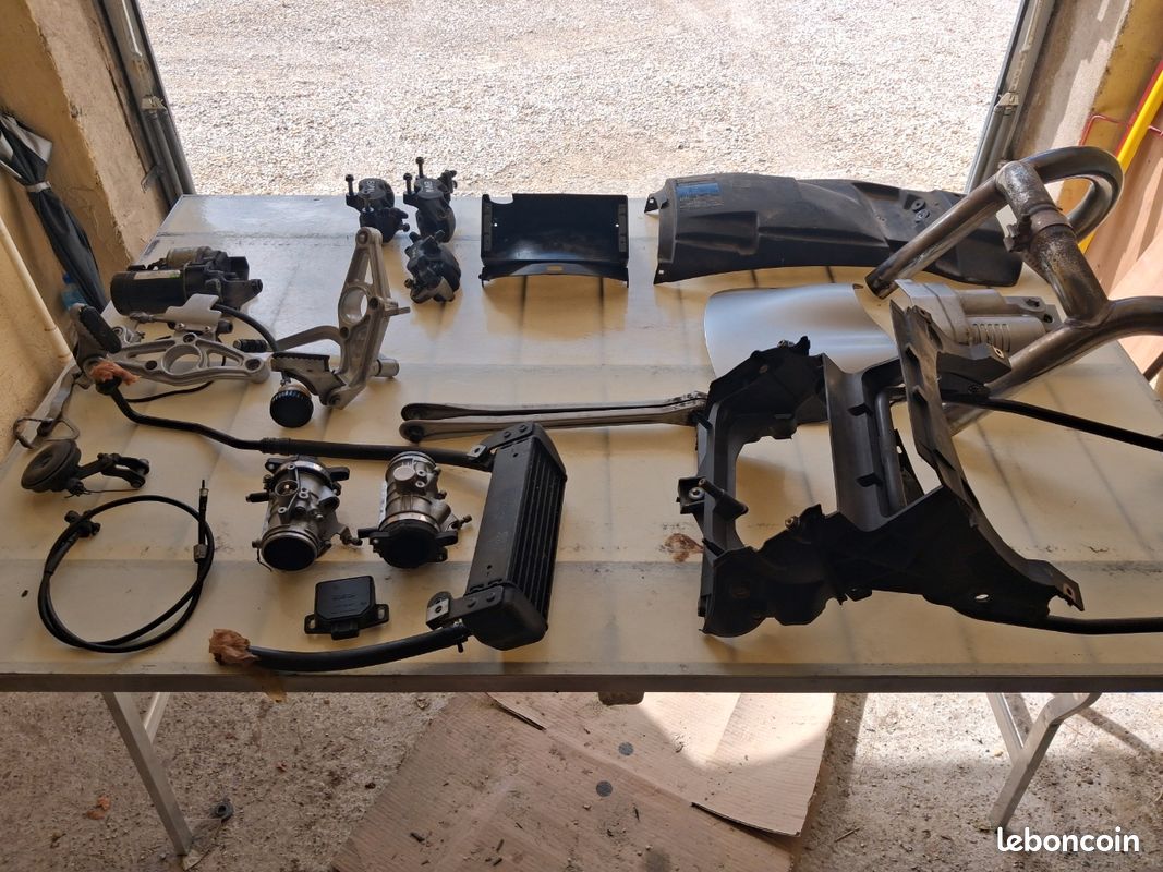 Pieces moto bmw 1150 gsa (image 1)