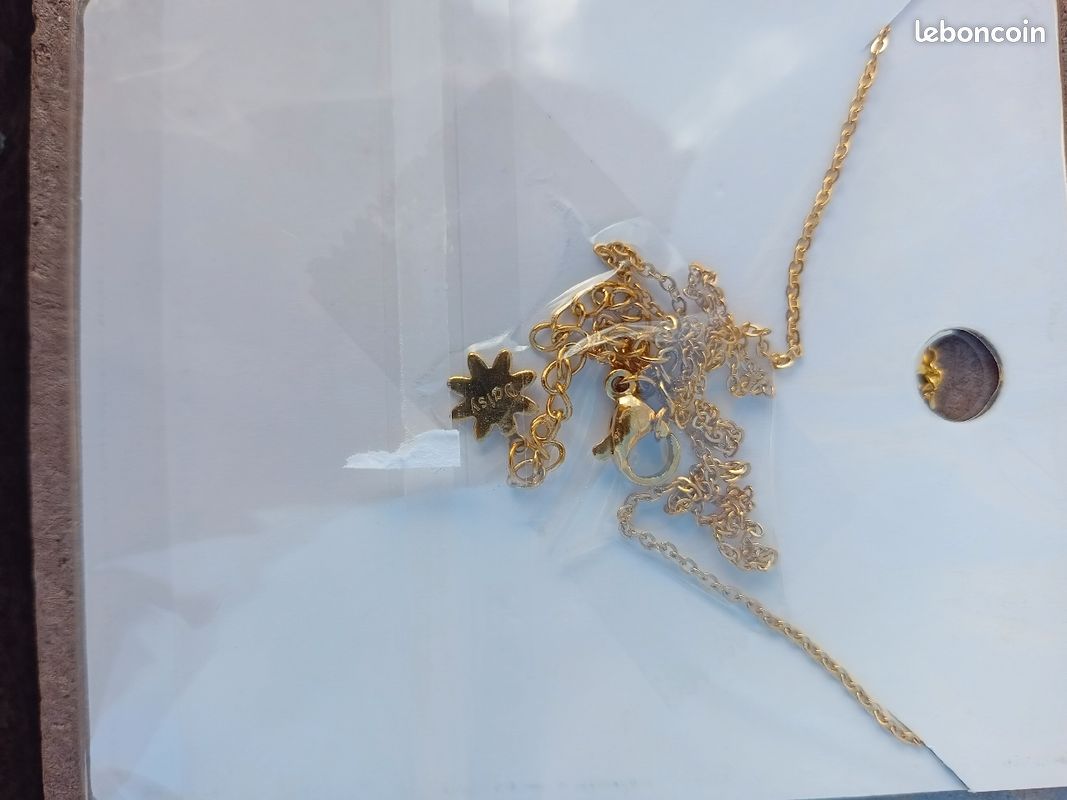 Vends Chaîne + Pendentif Chat Neuve avec étiquette (image 2)