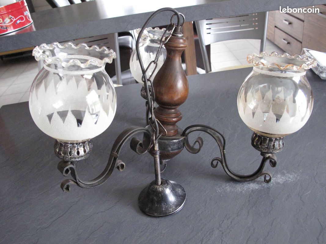 Lustre (image 1)