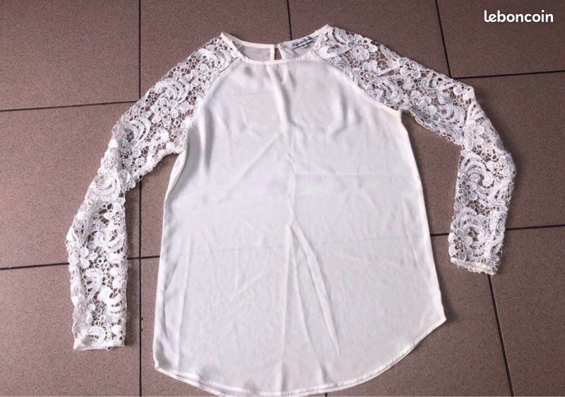 Top blanc dentelle (image 1)