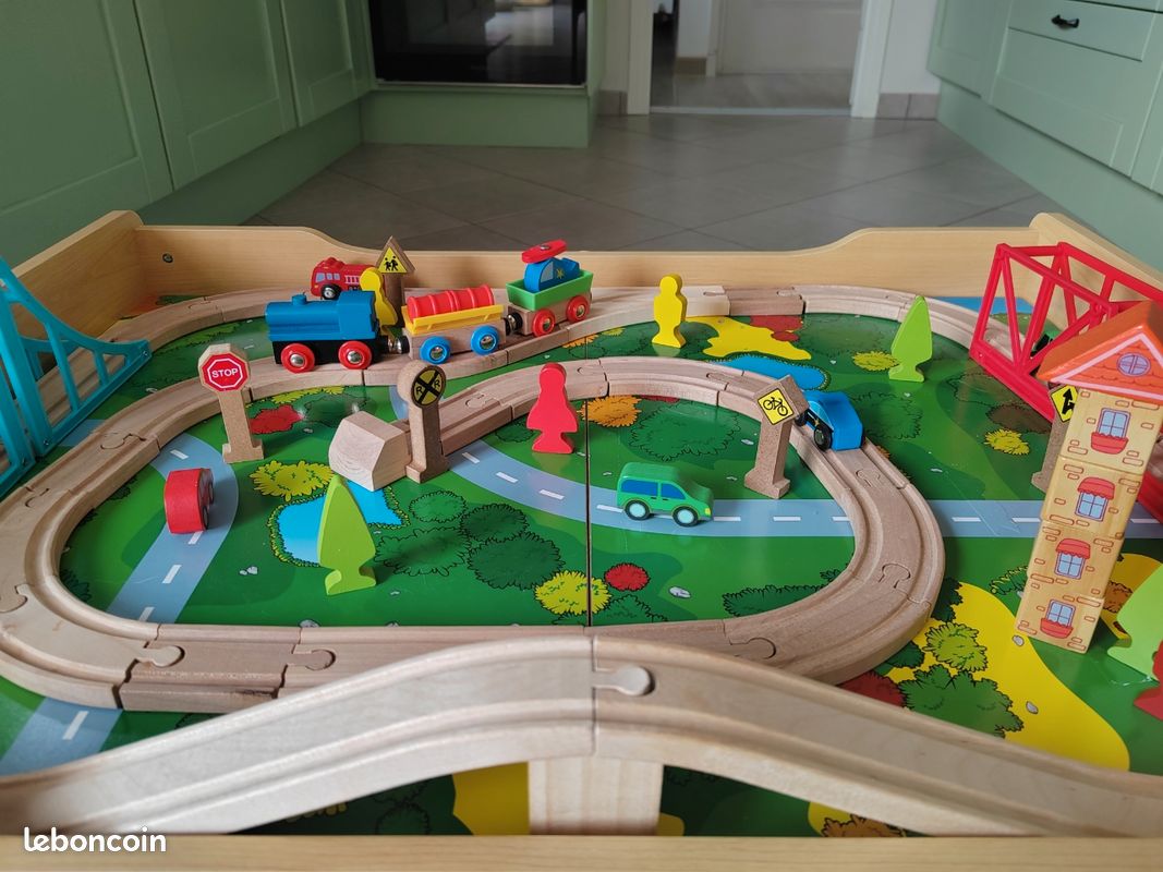 Circuit en bois (image 2)