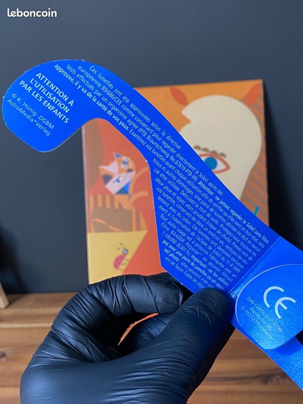 Lunettes éclipse solaire totale 11 août 1999 Collection