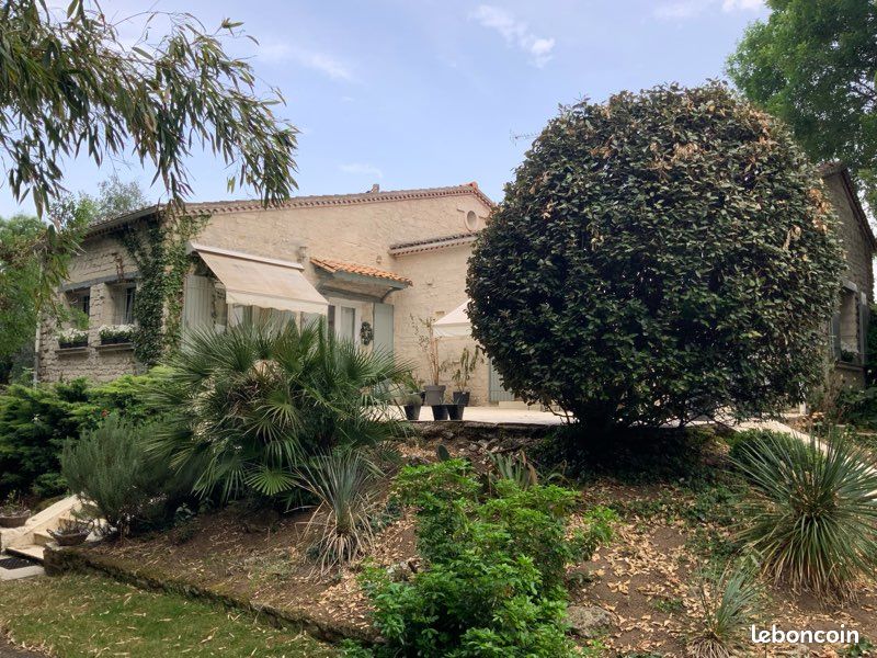 Maison 5 pièces 190 m² · à Meursac · 190 m² · 429 000 €