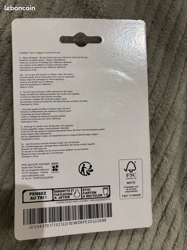 Écrin de 7 bagues ajustables pour fille (image 3)