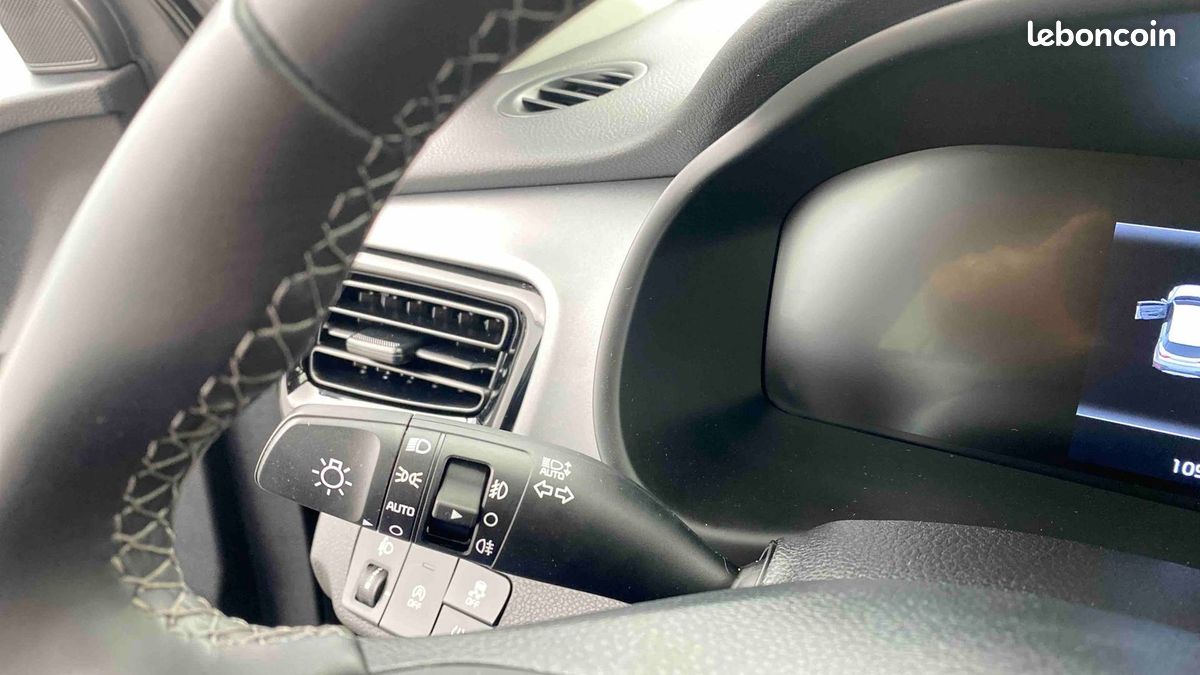 KIA Stonic 1.0 T-GDi 100 ch BVM6 Active (image 21)