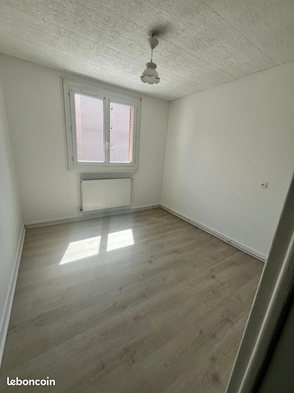 Appartement 3 pièces 58 m² · à Fontaine · 58 m² · 750 €/mois