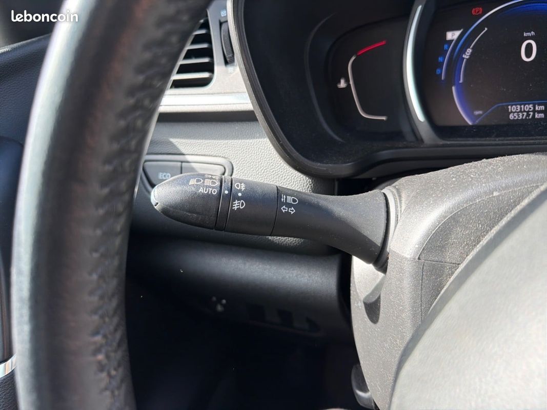 Renault Kadjar Intens Energy TCe 130 EDC (image 19)