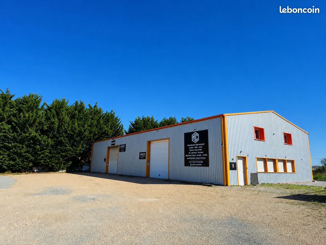 LOCAL 600 m2 / BUREAUX 200 m2 (image 1)