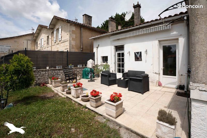 Maison 5 pièces 155 m² · à Mirambeau · 155 m² · 165 000 €