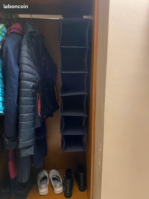 Range chaussures ou chaussettes (image 1)