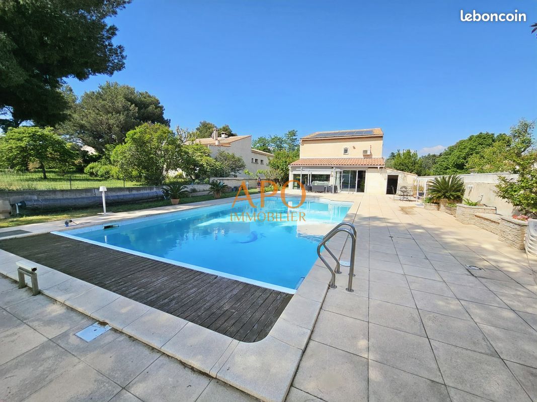 Propriété 10 pièces 310 m² (image 30)