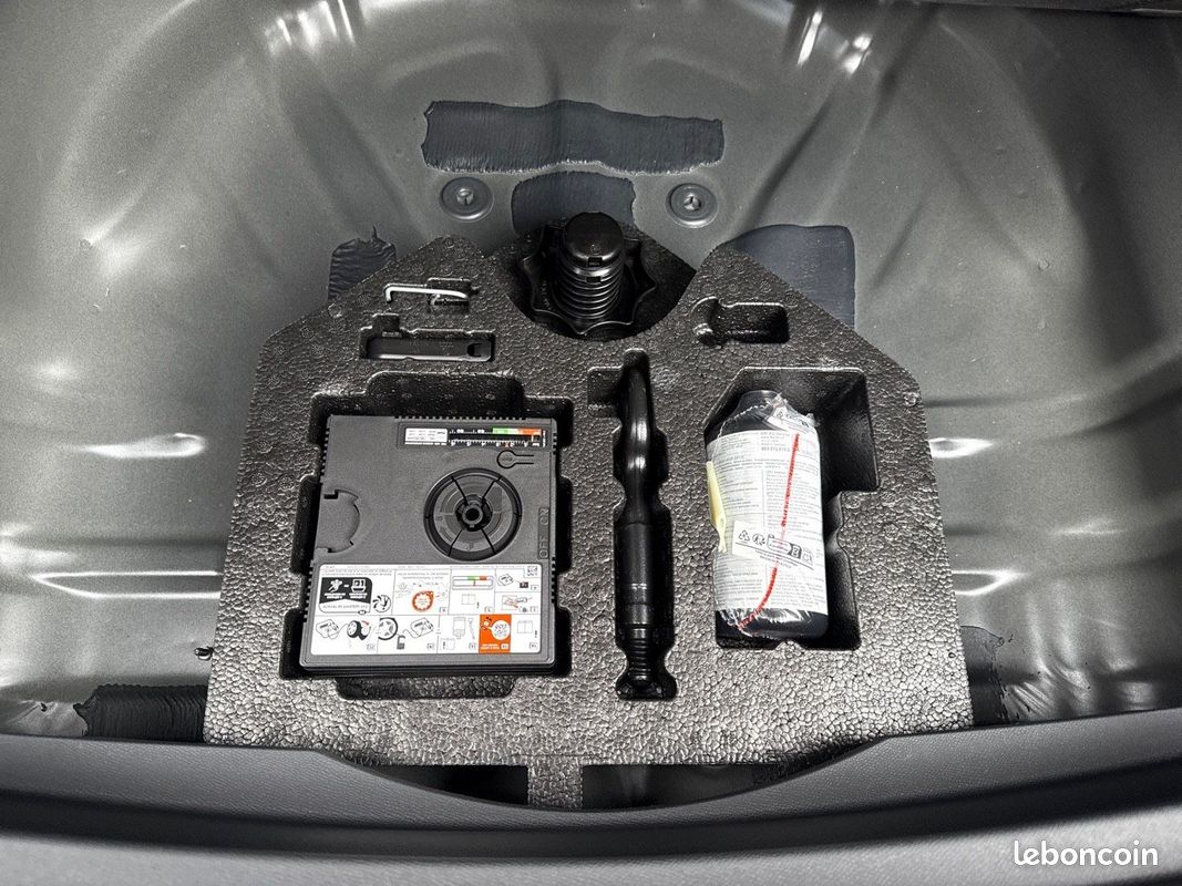 CUPRA Formentor 1.5 eTSI Hybrid 150 ch DSG7 V (image 22)