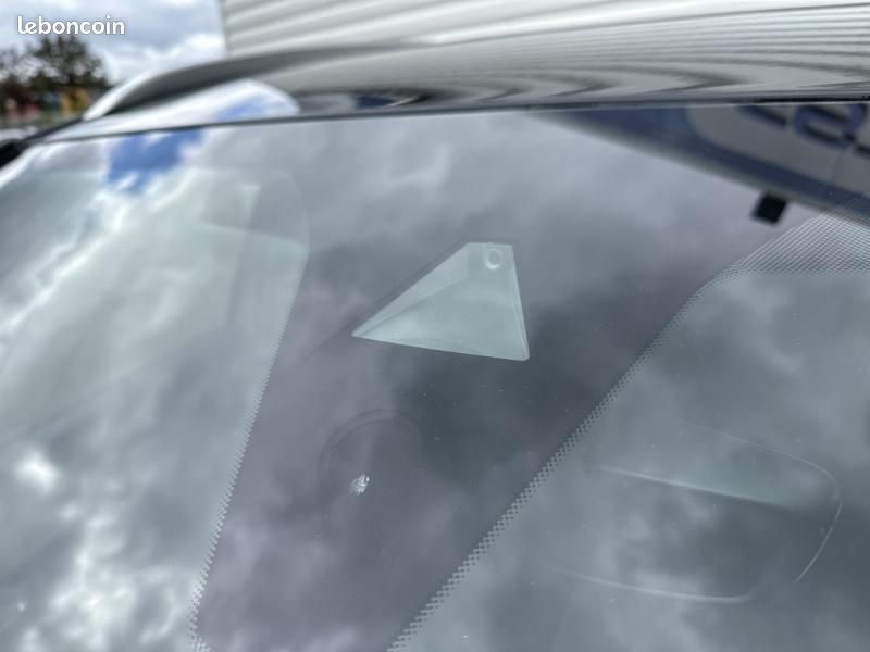Peugeot 3008 1.5 BlueHDi 130ch S&S GT EAT8 (image 11)