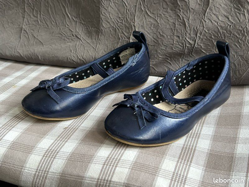 Ballerines bleu marine petite fille (image 1)