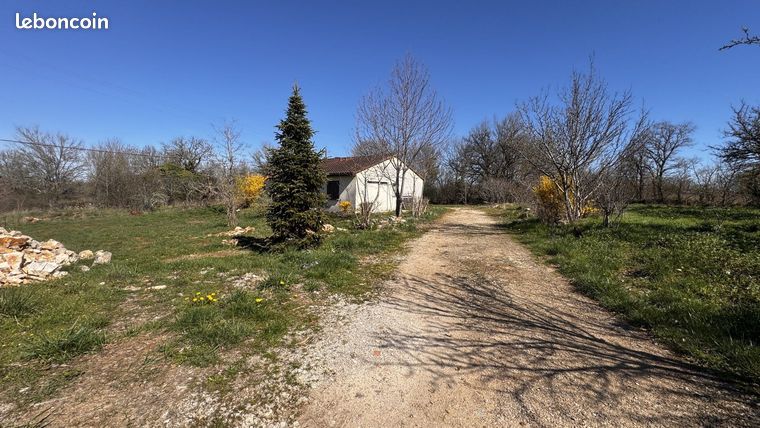 Maison 3 pièces 150 m²