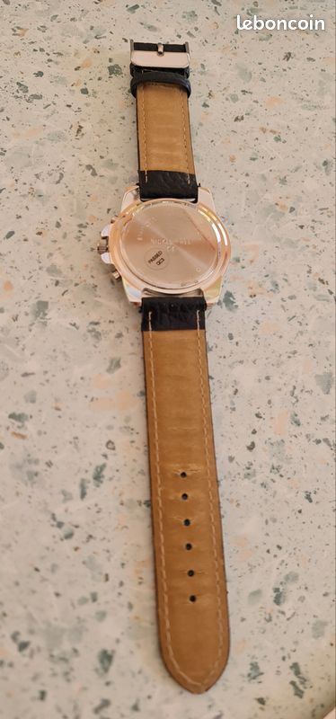 Bracelet montre quartz Montluçon chrono aiguilles fluo (image 6)