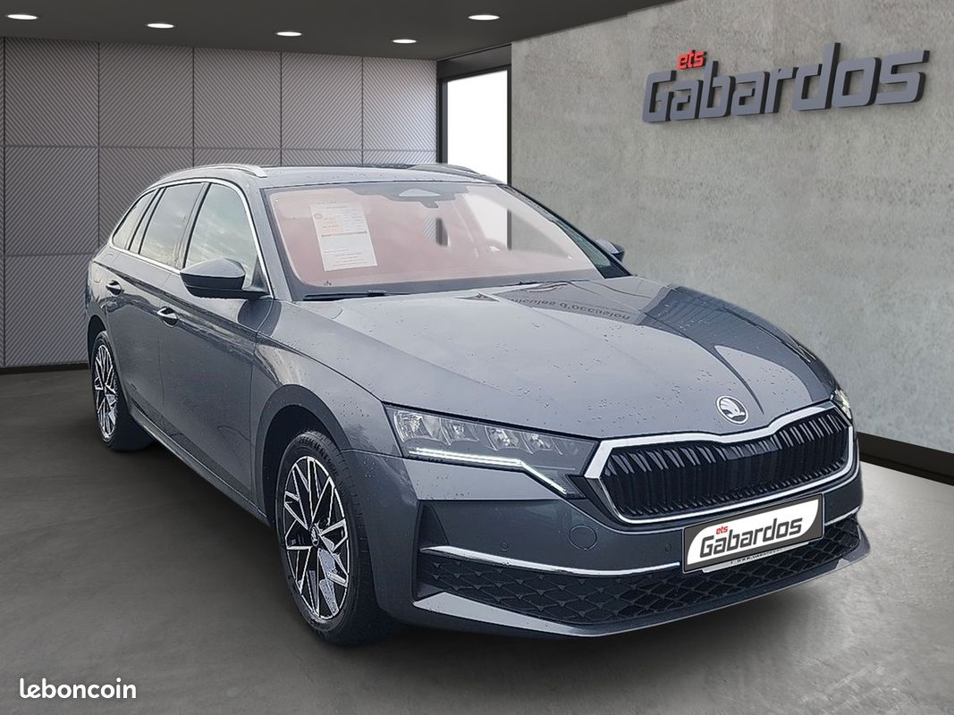 Skoda Octavia Combi 2.0 TDI 150 DSG7 - SELECTION 10 kms -20% (image 10)