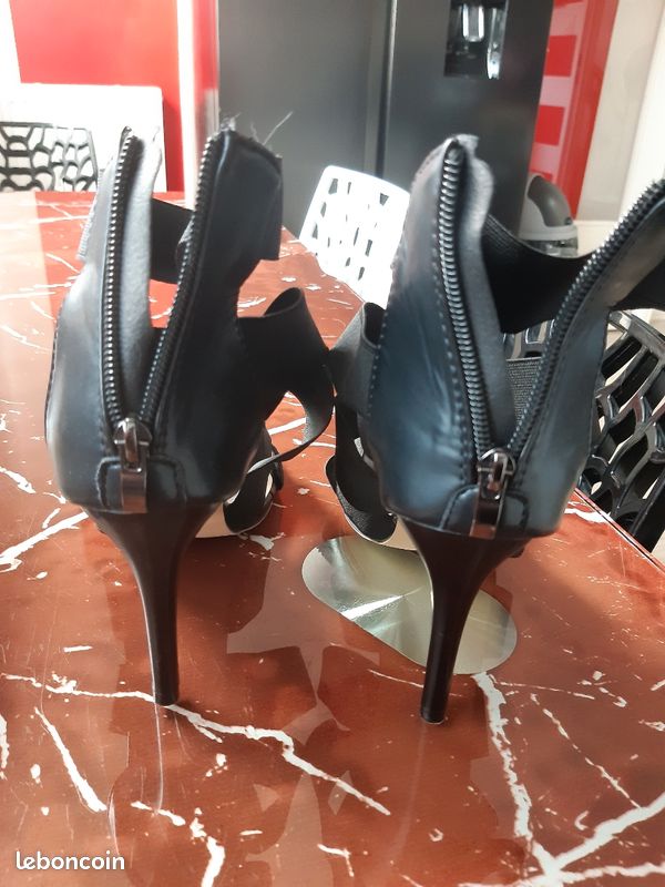 Chaussure femme grand talon jamais mise (image 3)