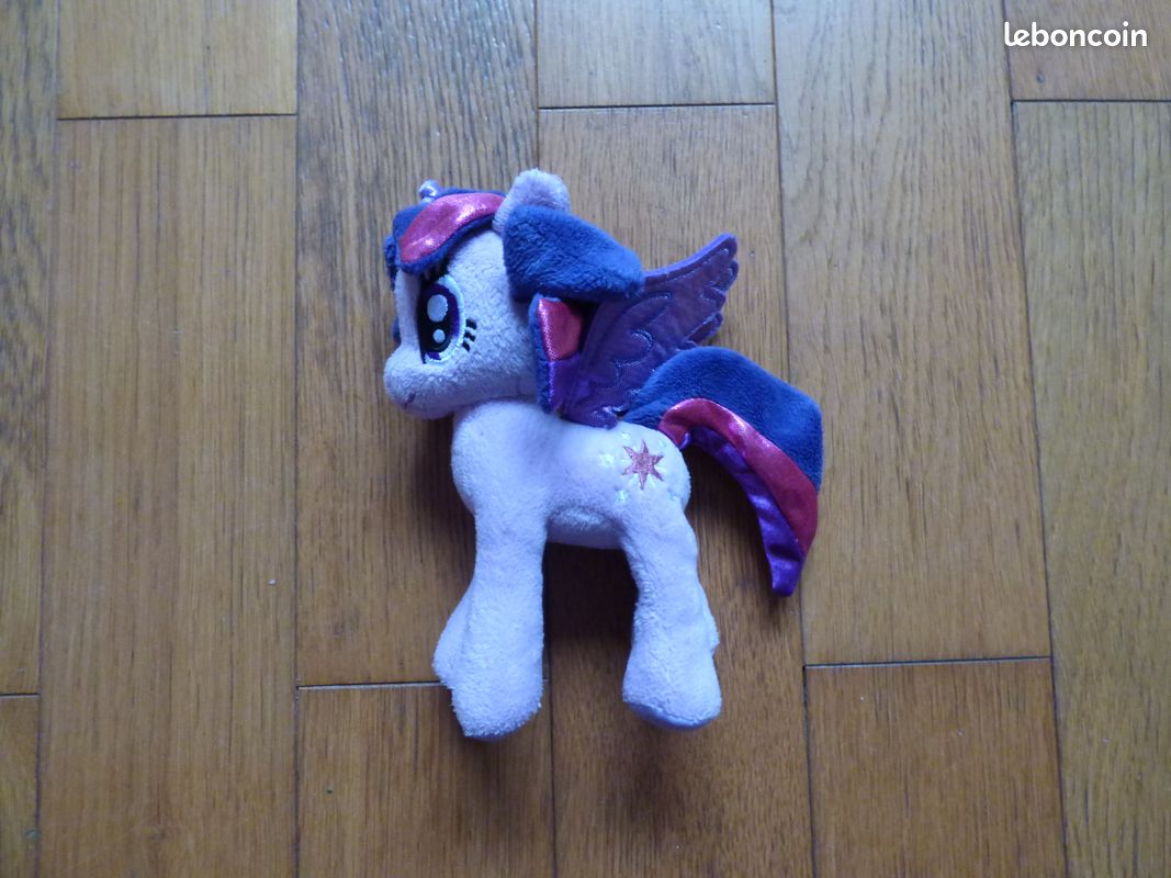 Peluche Twilight Sparkle (env. 18 cm) de la marque My Little Pony (image 7)