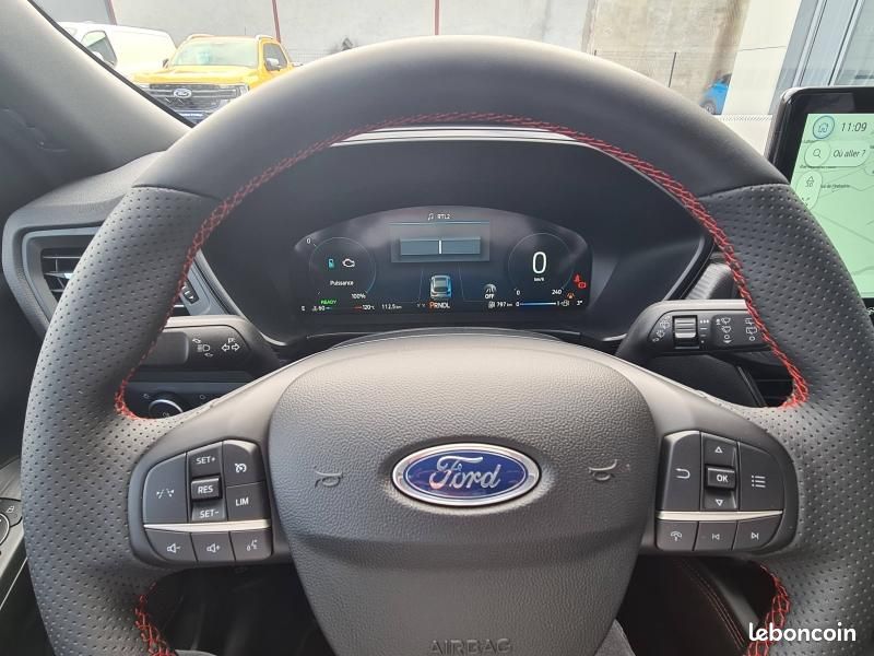 Ford Kuga 2.5 Duratec 180ch Hybrid FlexiFuel ST-Line Powershift (image 15)