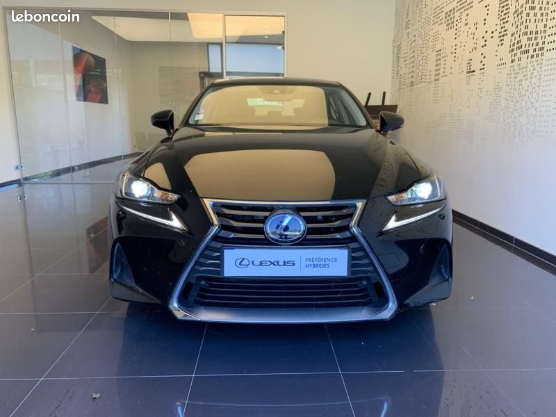 Lexus IS 300h Pack Business MY20 Euro6d-T (image 2)