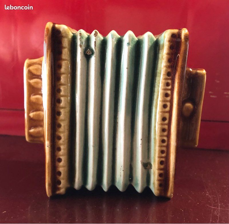 Tirelire accordéon barbotine Onnaing (image 1)