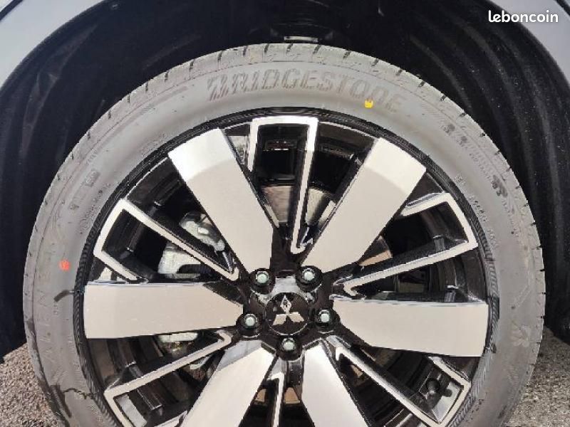 Mitsubishi Outlander 2.4 PHEV 306ch Instyle 4WD (image 9)