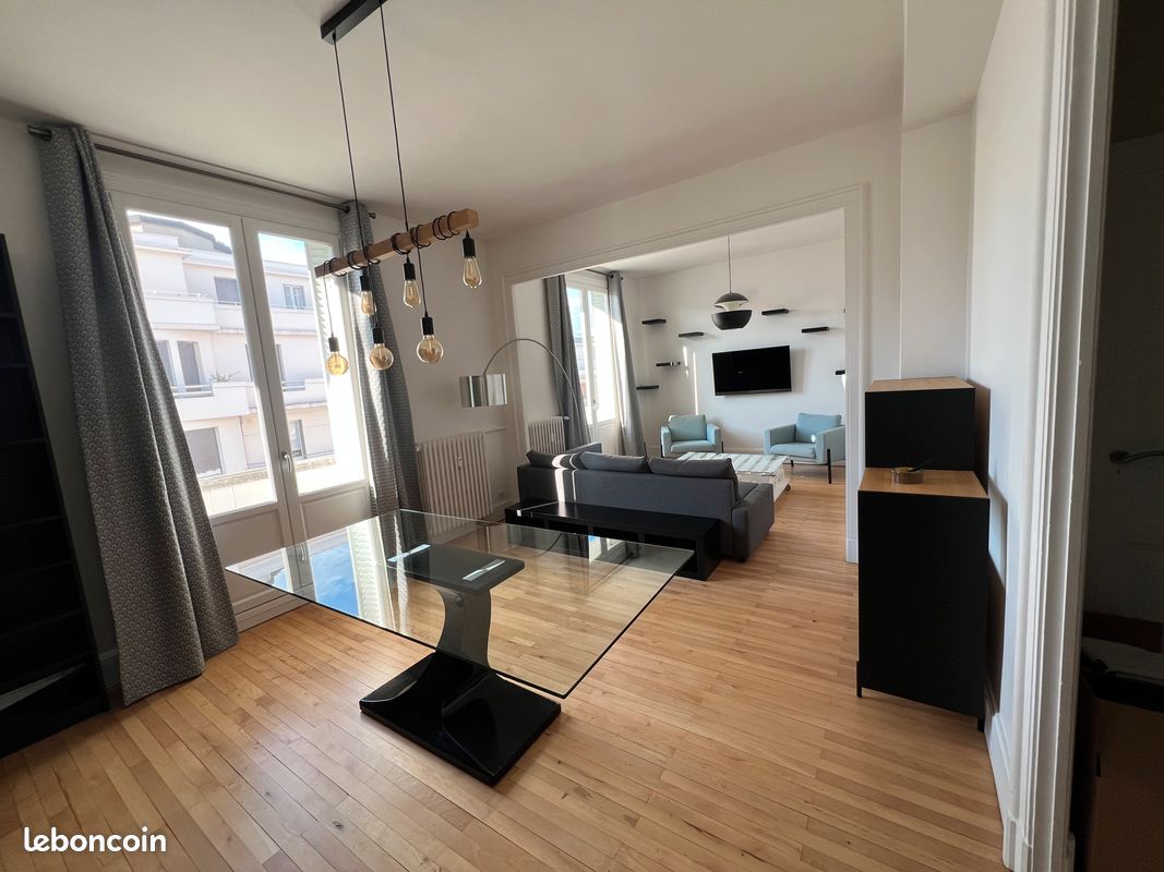 Appartement 5 pièces 103 m² · à Clermont-Ferrand · 103 m² · 1 450 €/mois