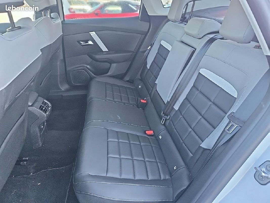 CITROëN C4 X 1.2 hybride 145 max e-dcs6 (image 31)