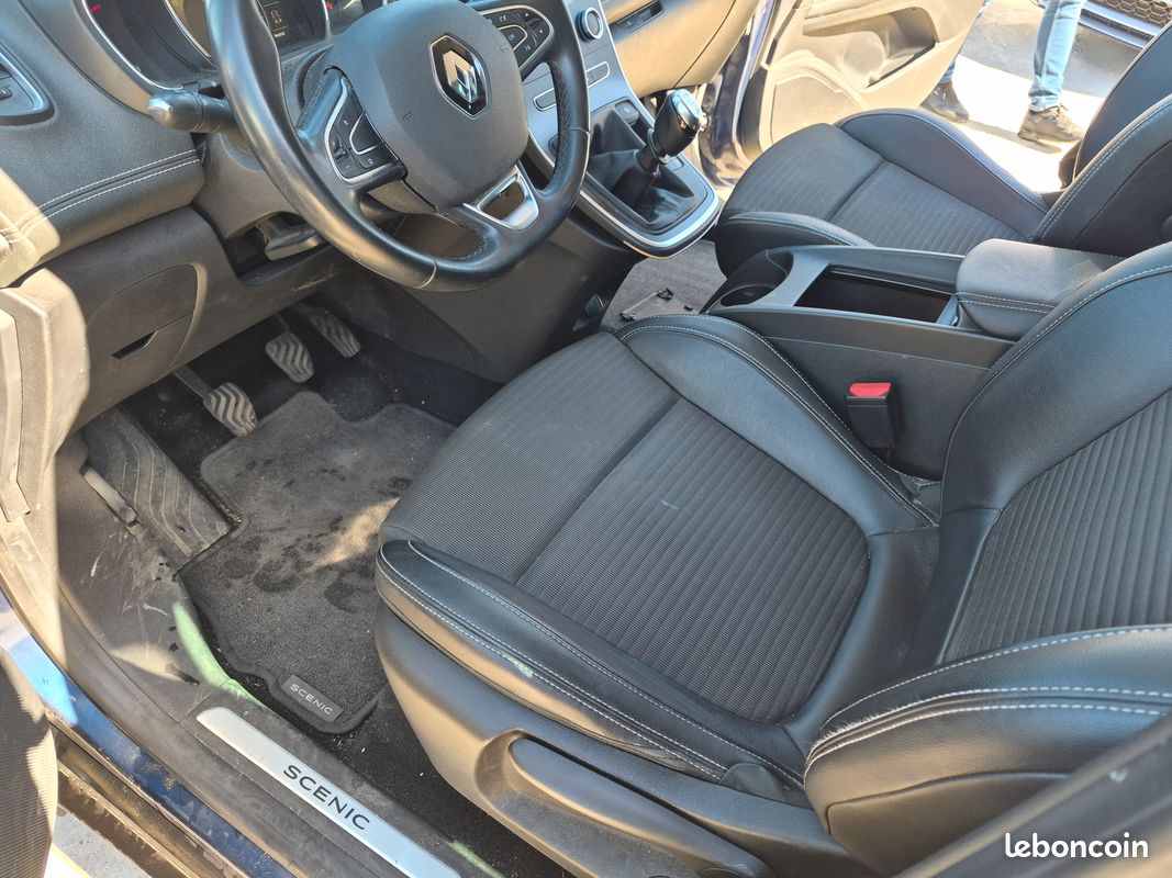 Renault scenic 4 1.2 essence 130 cv (image 4)