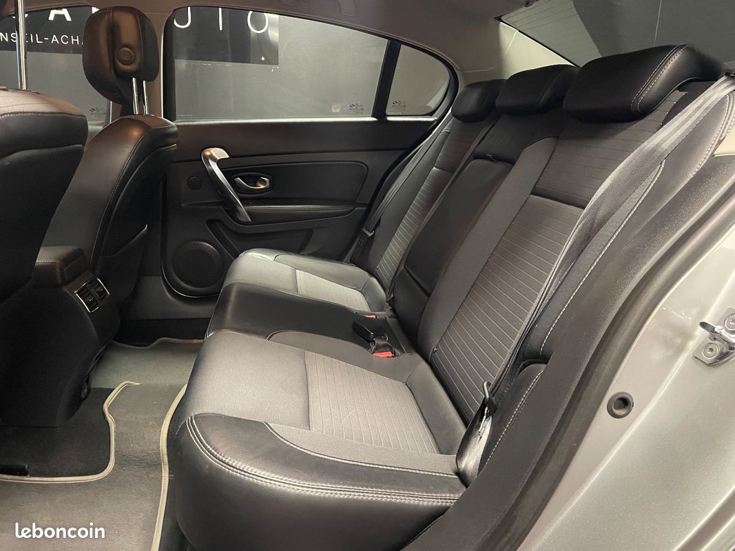 RENAULT LATITUDE BUSINESS dCi 150 FAP Business (image 8)