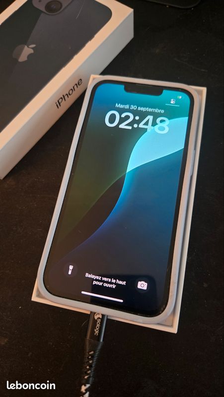 IPhone 13 (image 1)