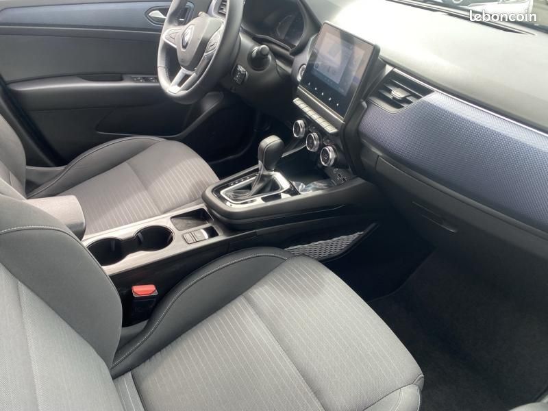 Renault Arkana 1.6 E-Tech 145ch Business (image 11)
