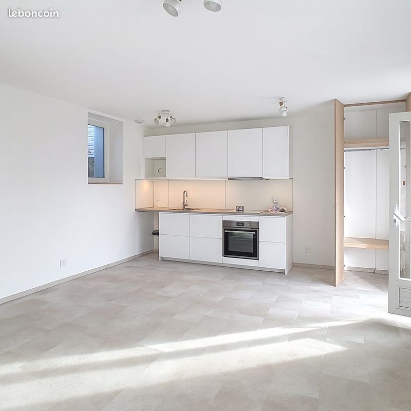 Appartement 3 pièces 52 m² · à La Rochelle · 52 m² · 975 €
