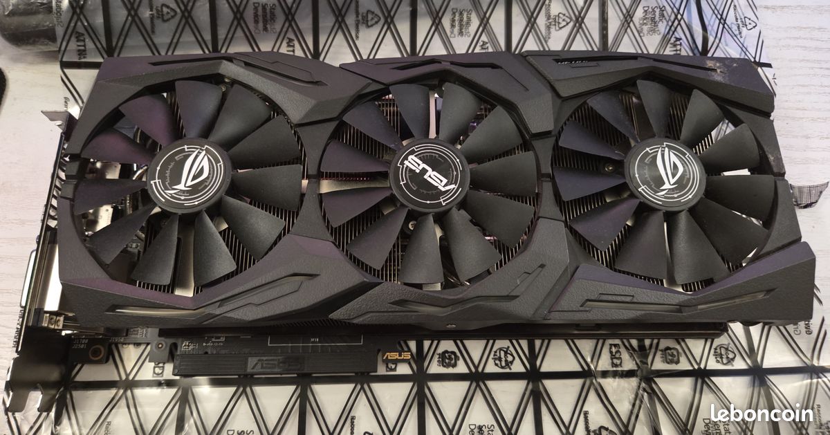 Carte graphique Asus Radeon RX 580 (Q2 2017) - 8 Go VRAM (GDDR5), PCIe 3.0, TDP 185W (image 1)