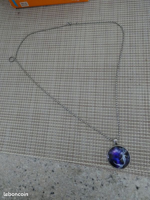 Pendentif sirène (image 1)