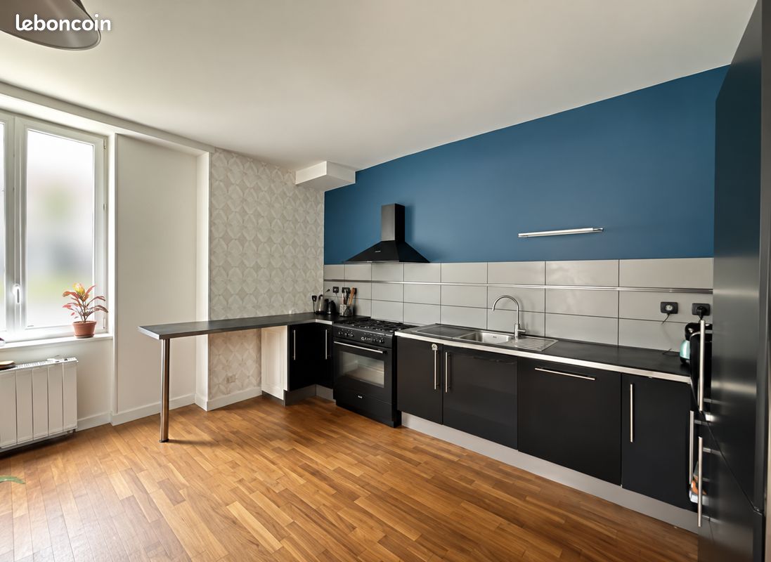 Maison 7 pièces 122 m² · à Dingé · 122 m² · 1 009 €/mois